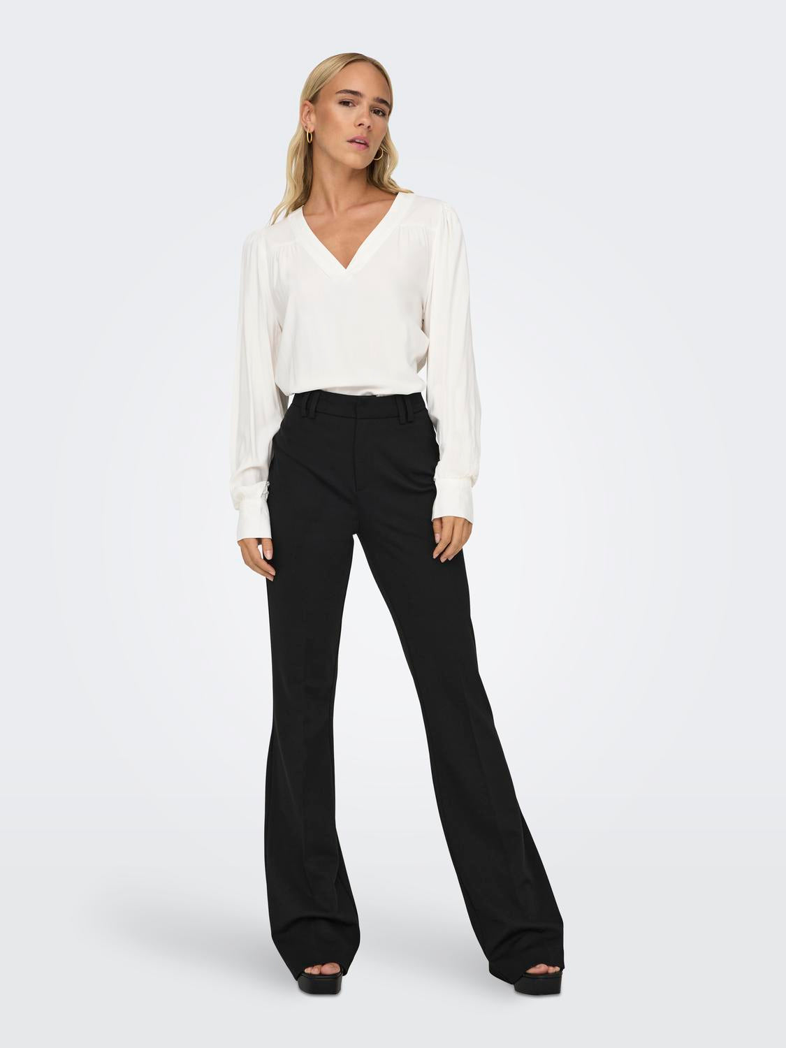 ONLPEACH MW Flared Pant - Sort